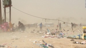 150522132113-01-iraq-sandstorm-families-exlarge-169[1]