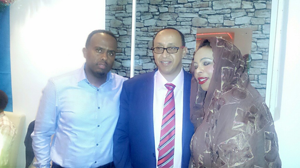 Share2015-12-14-2e2dfb4afc5b2e83242d6cd043b888b97ba04f06cff736c9f52df3c4ab58ddfa-Picture