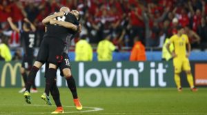 Football Soccer - Romania v Albania - EURO 2016 - Group A - Stade de Lyon  - Lyon, France - 19/6/16 Albania players celebrate after the match           REUTERS/Kai Pfaffenbach